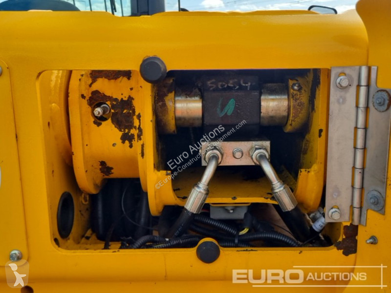 Teleskopický vozík JCB 525-60 Hi Viz
