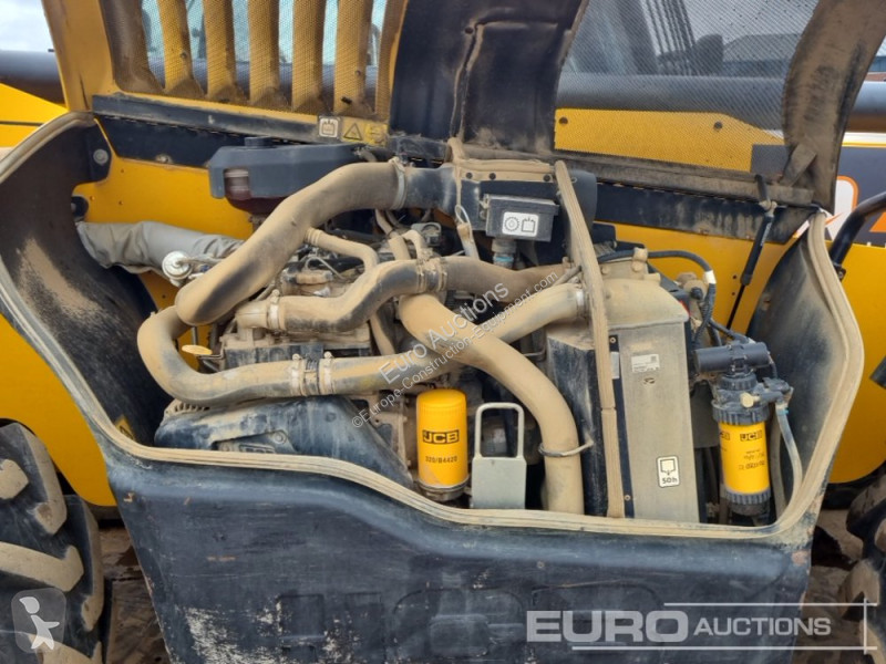 Teleskopický vozík JCB 540-140 Hi Viz