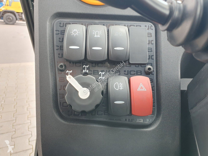 Teleskoplastare JCB 525-60 / Neufahrzeug...