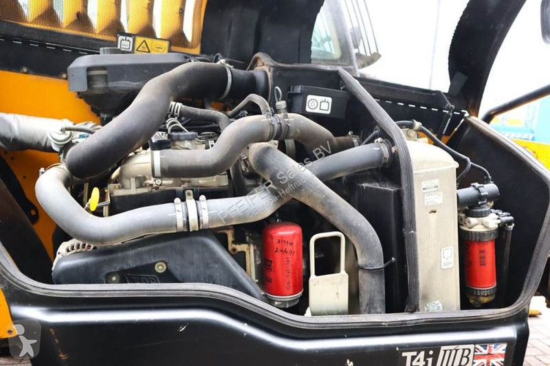رافعة شوكية تلسكوبية JCB Diesel, 4x4x4 Drive,...