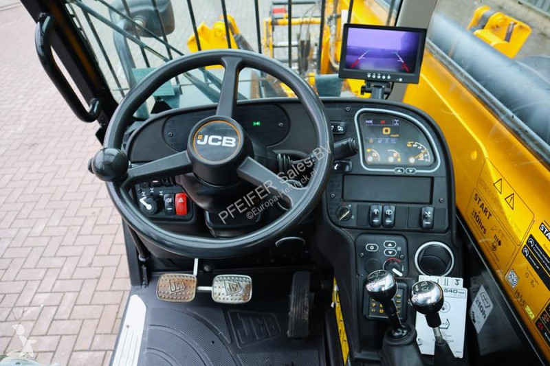 رافعة شوكية تلسكوبية JCB HI VIZ Diesel Stage V,...