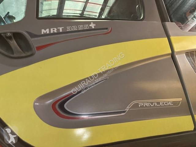Teleskopický manipulátor Manitou MRT 3255