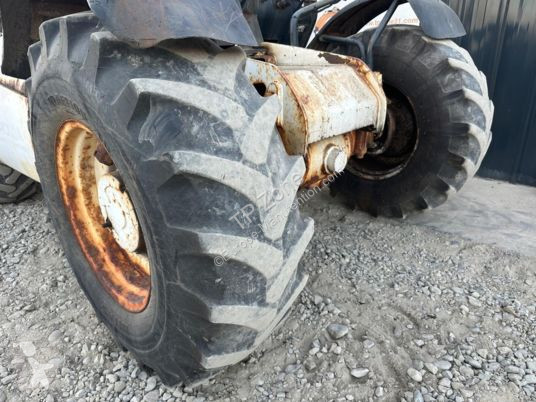 رافعة شوكية تلسكوبية JCB 528-70 à 18 500 € ht
