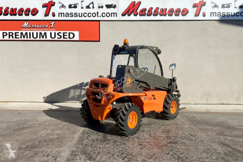 Teleskoplastare Ausa T144