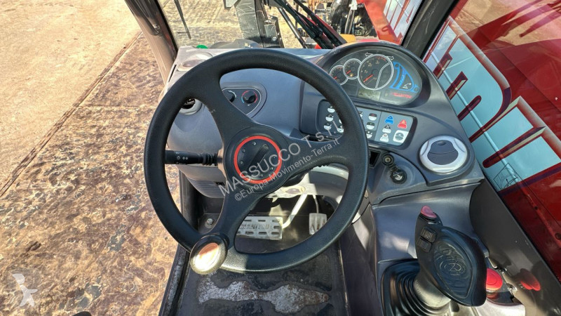 رافعة شوكية تلسكوبية Manitou MT1840 EASY