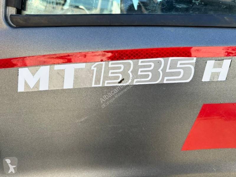 Телескопичен товарач Manitou