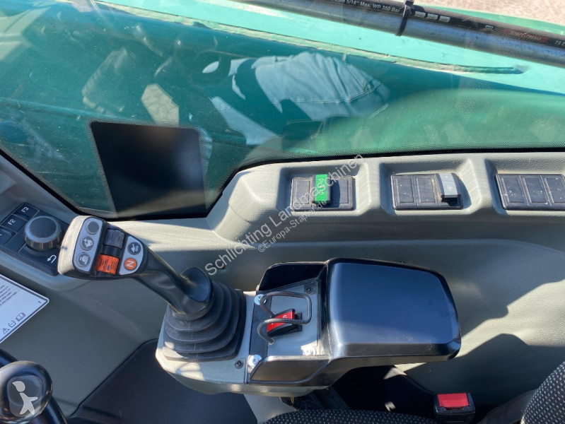 رافعة شوكية تلسكوبية Kramer  KT557 T4