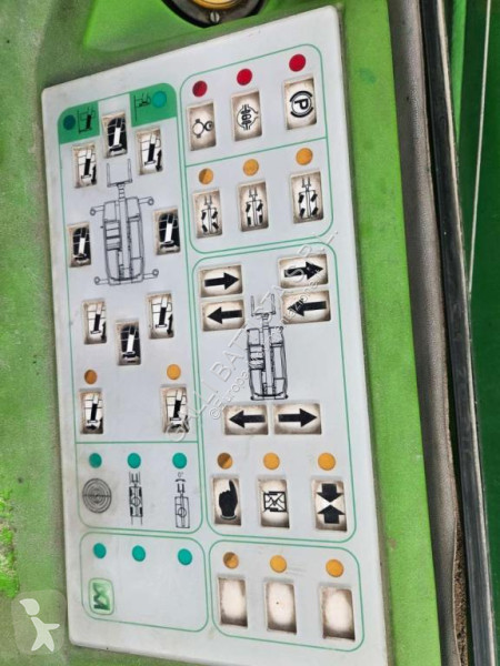 رافعة شوكية تلسكوبية Merlo 45.21MCSS