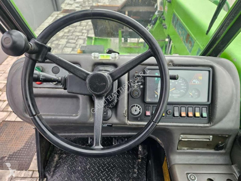 Teleskopický manipulátor Merlo P32.12EVS