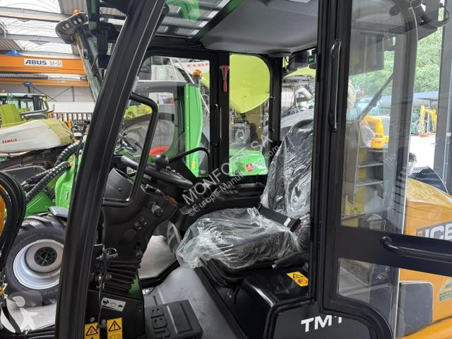 Carretilla telescópica JCB  TM 110