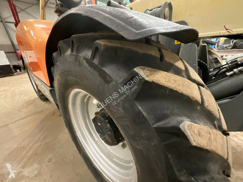 Chariot télescopique JLG
