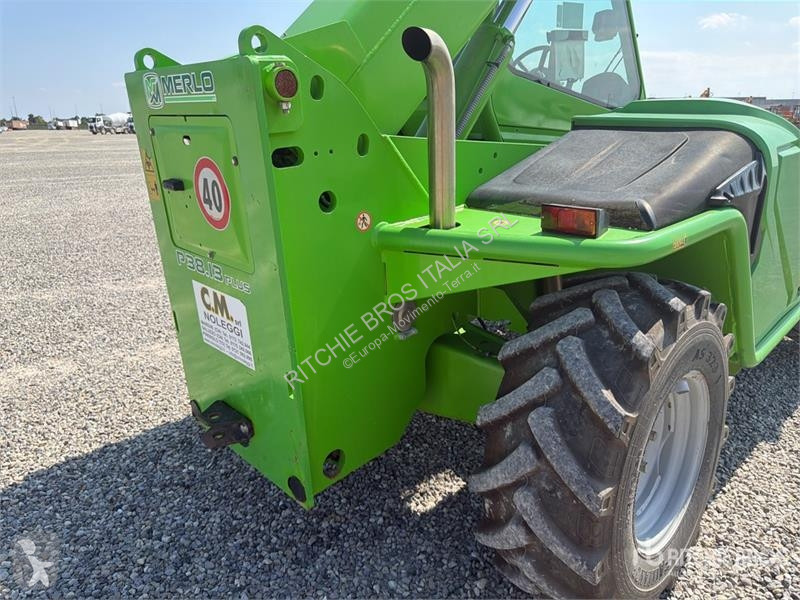 Телескопічний навантажувач Merlo P38.13PLUS