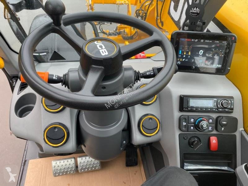 Empilhador braço telescópico  JCB  538-60 AGX DTVT