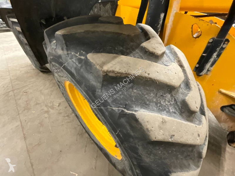 Chariot télescopique JCB