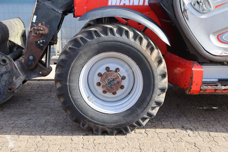 Teleskopický vozík Manitou MT835 ST3B