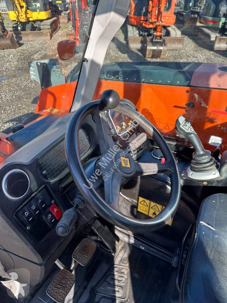 Empilhador telescópico JCB 525-60 T4...