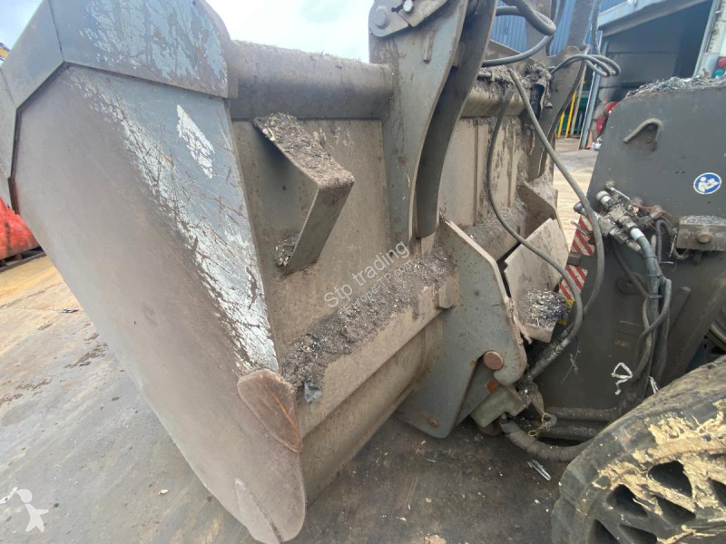 Încărcător telescopic Sennebogen  355 E