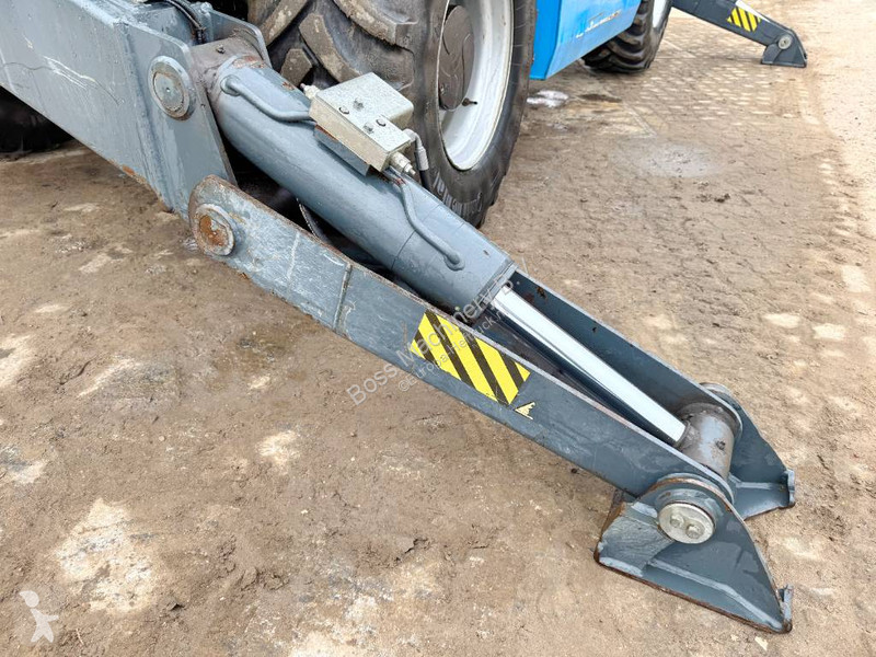 Încărcător telescopic Magni 5.21 - Remote...