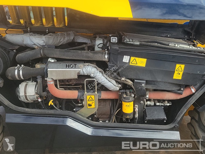 Teleskopický vozík JCB 525-60 Hi Viz