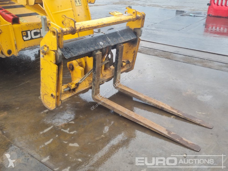 Încărcător telescopic JCB 540-140 Hi Viz