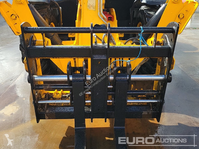 Chariot télescopique JCB 533-105