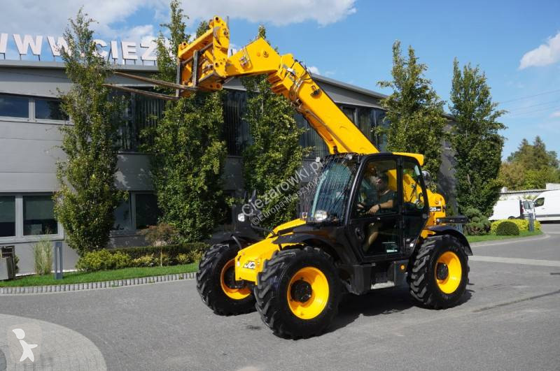 Chariot télescopique JCB