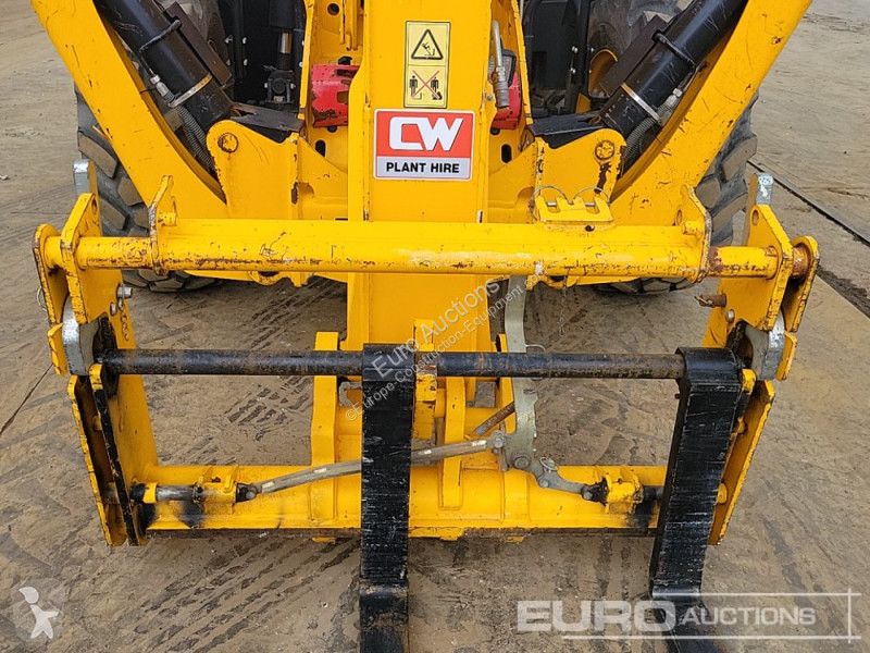 Teleskopický vozík JCB 540-170