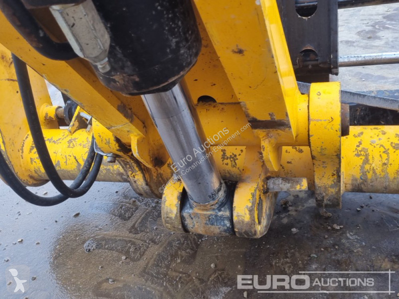 Teleskopický vozík JCB 540-140 Hi Viz