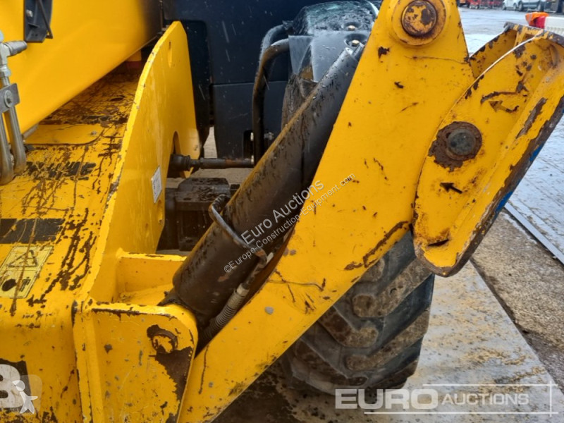 Teleskopický vozík JCB 540-140 Hi Viz