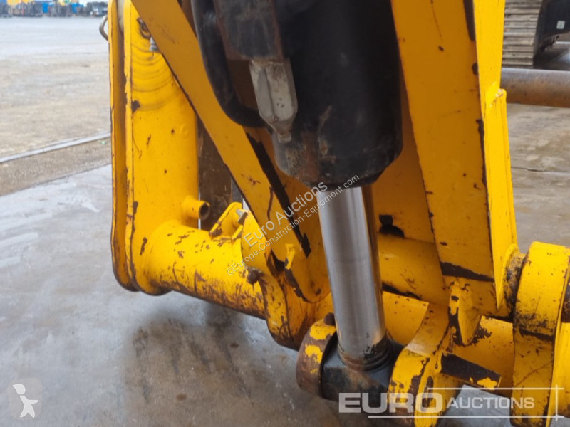Teleskopický vozík JCB 540-140 Hi Viz