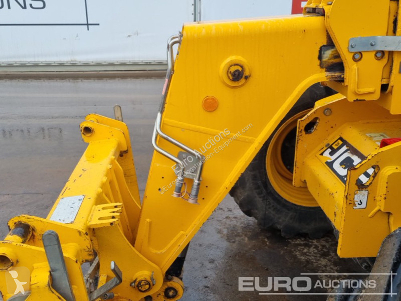 Teleskopický vozík JCB 535-95