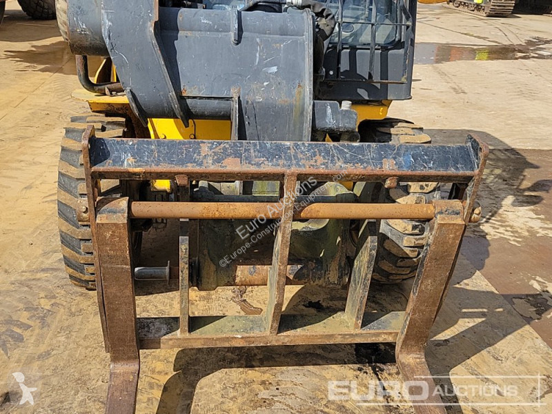 Sollevatori telescopici JCB 520-40