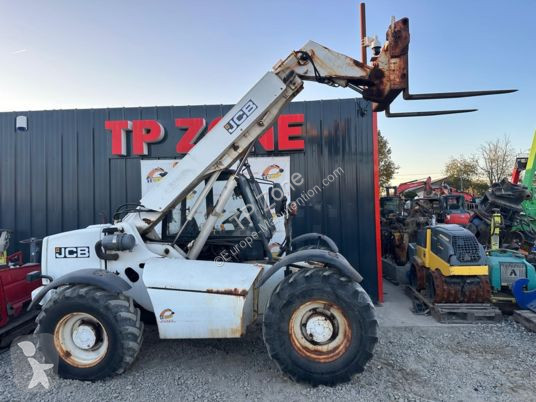 رافعة شوكية تلسكوبية JCB 528-70 à 18 500 € ht