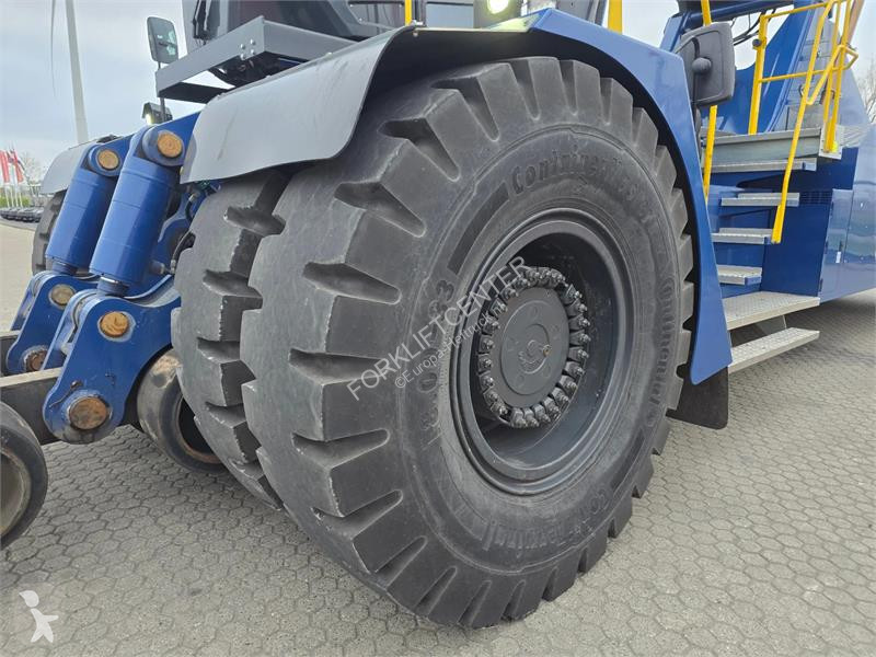 Телескопичен товарач Konecranes NCN 100 - 289TH