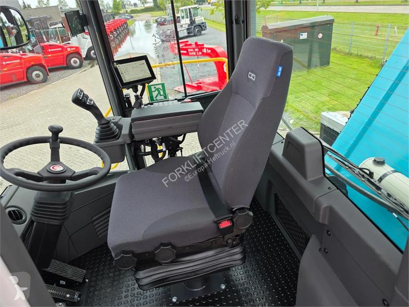 Teleskopický manipulátor Konecranes SMV 4632 TC5