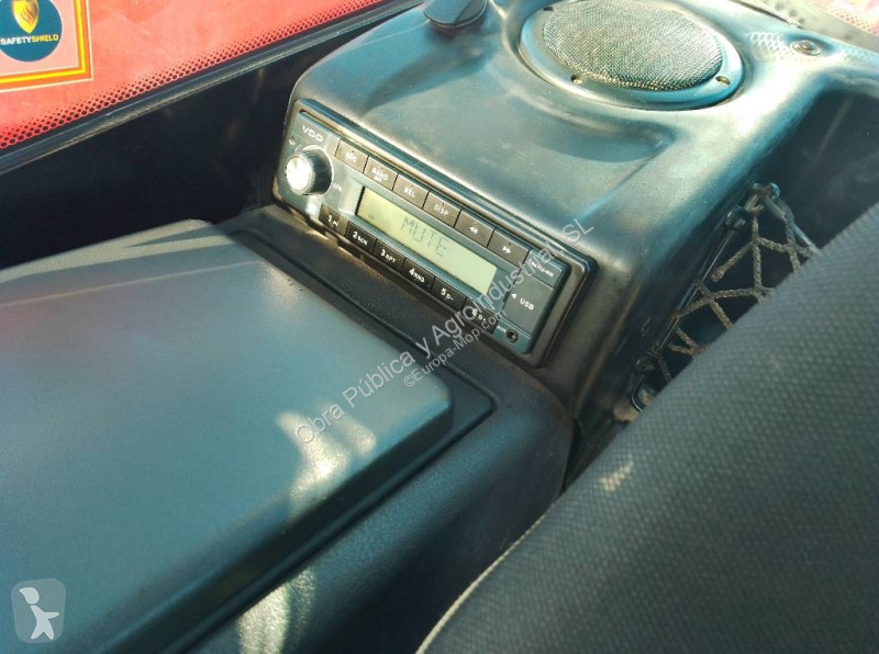 رافعة شوكية تلسكوبية Manitou