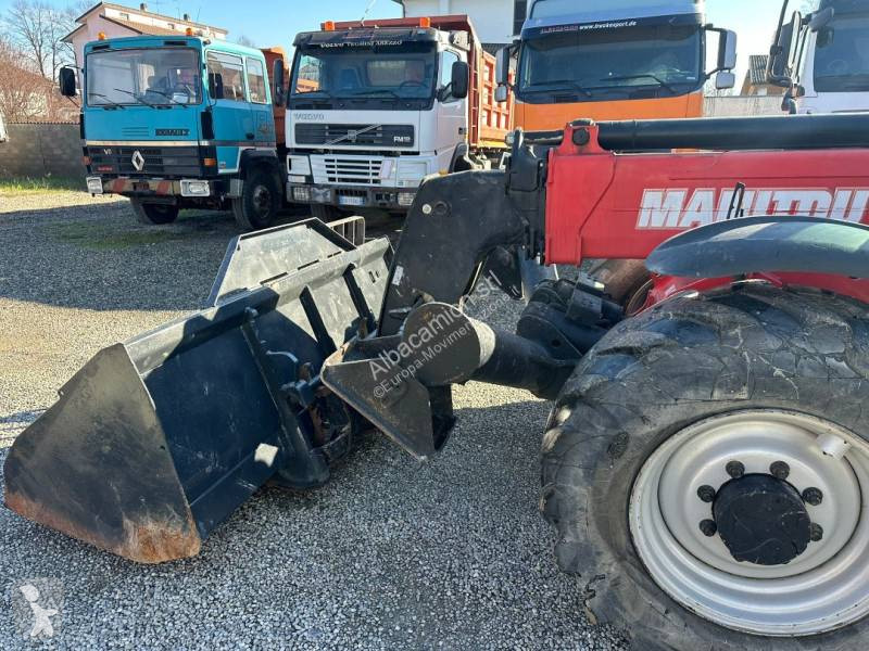 Телескопичен товарач Manitou