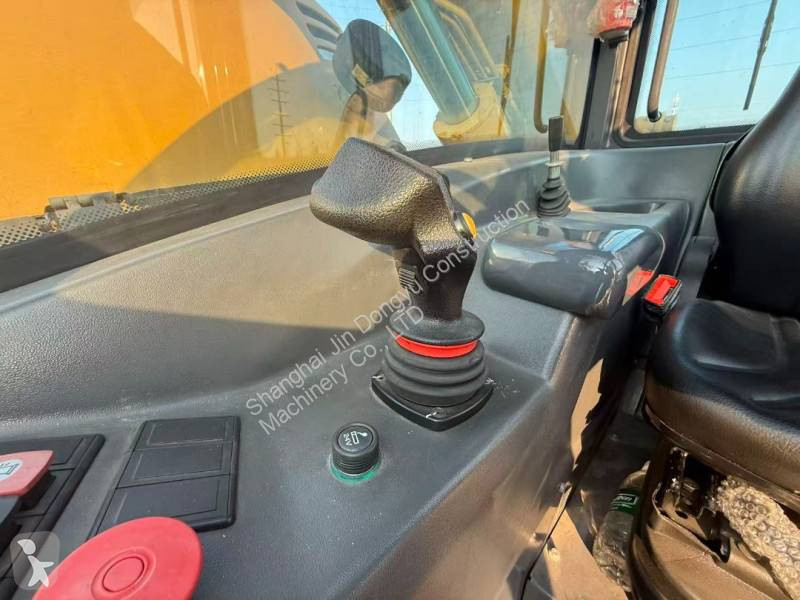XCMG XC6-3007V telescopic handler