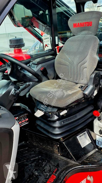 Телескопичен товарач Manitou MLT 737 130 PS+...