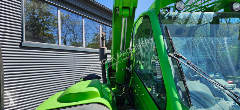 Verreiker Merlo P32.6 PLUS