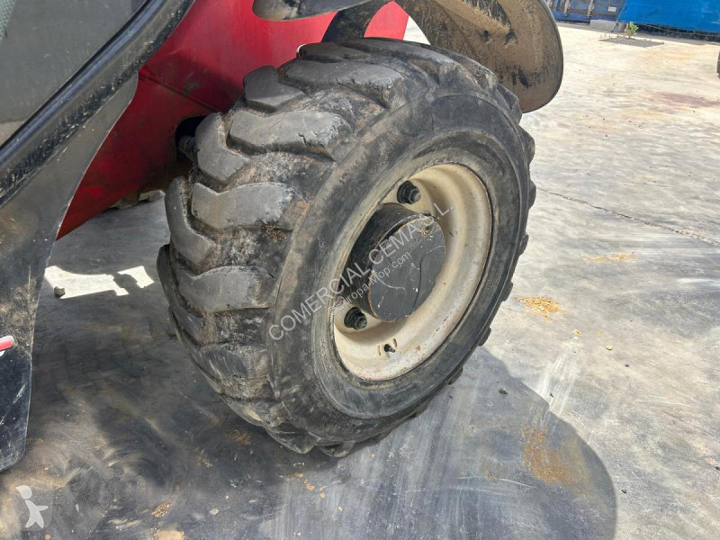 رافعة شوكية تلسكوبية Manitou CONFORT