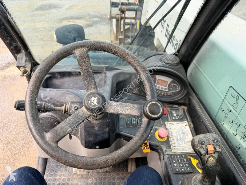 رافعة شوكية تلسكوبية Bobcat T36120SL