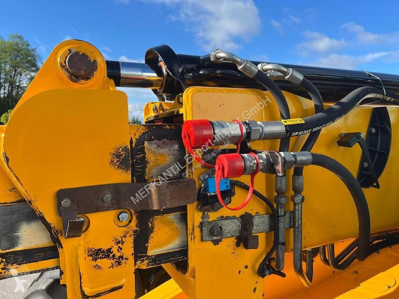 رافعة شوكية تلسكوبية JCB Agri Super Teleskoplader