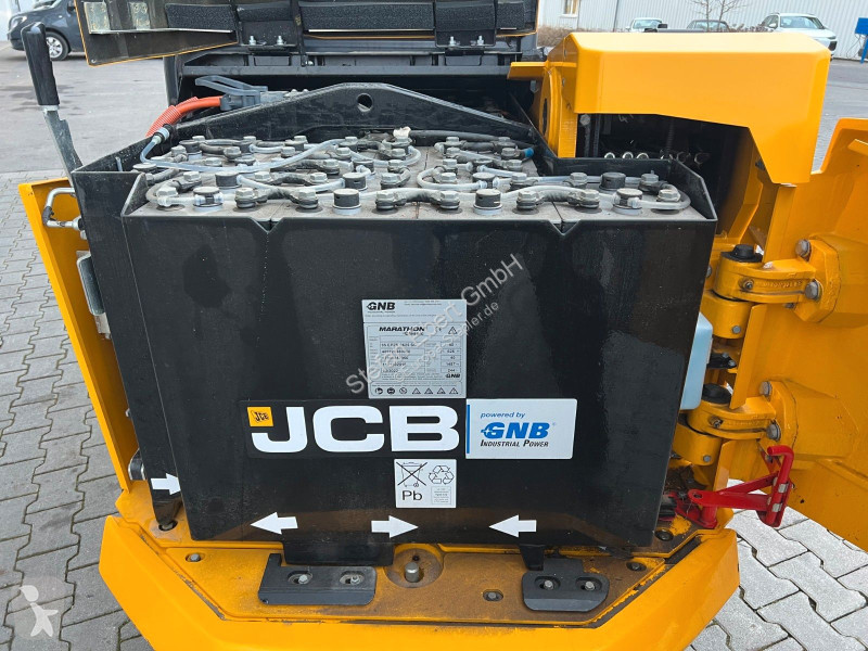 رافعة شوكية تلسكوبية JCB 35-22E Teletruck / nur...