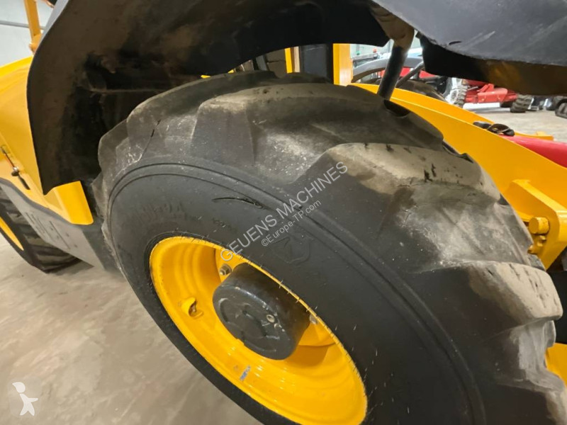 Teleskopisk truck JCB