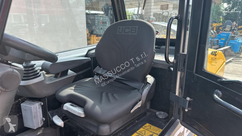 Sollevatori telescopici JCB 30-19E 4x2