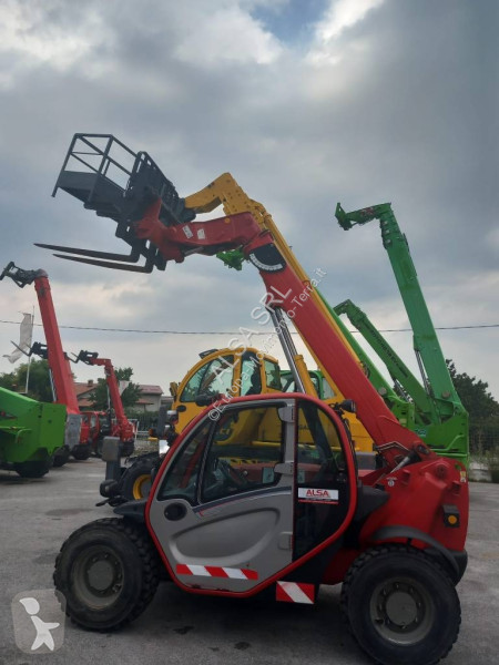 Teleskopický manipulátor Manitou MT 625
