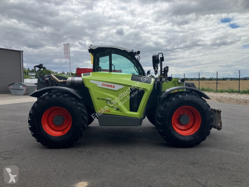 رافعة شوكية تلسكوبية Claas 741 Varipower
