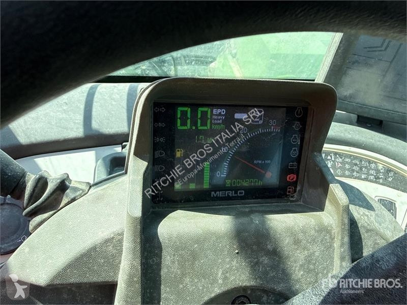 Телескопічний навантажувач Merlo TF38.10CS-140