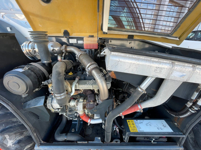 伸缩臂叉车 山猫 T36120SL / nur 1.115h / Gabel /